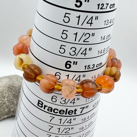 PUMPKIN JADE BRACELET - Picture 9 of 11